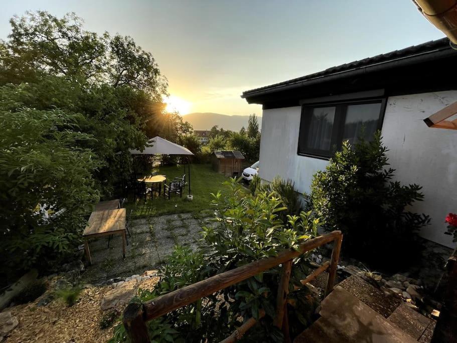Joli Appartement Paisible Corcelles-sur-Chavornay Eksteriør billede